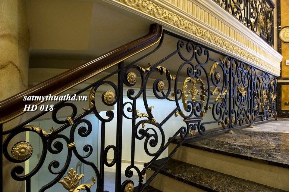 Công trình sắt mỹ thuật Biệt thự Vinhome the Harmony Long Biên, Hà Nội