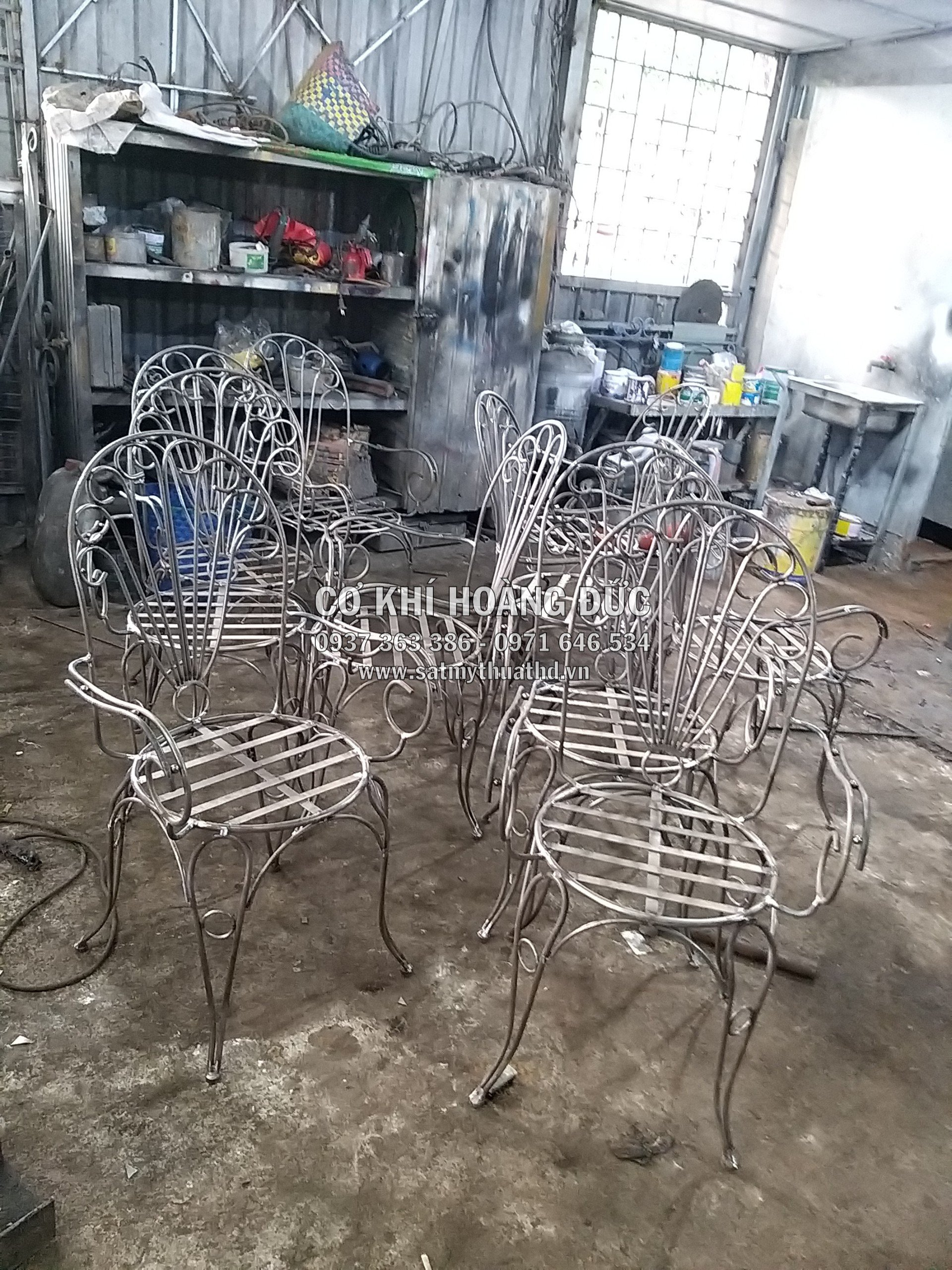 Lưu ngay đơn vị chuyên gia công sắt mỹ thuật theo yêu cầu với nhiều mẫu hiện đại