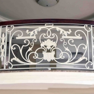 Các mẫu lan can ban công sắt mỹ thuật đẹp lạ và độc đáo