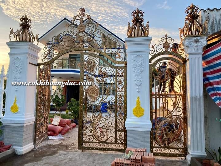 Công Trình Cửa Cổng Sắt Mỹ Thuật Tại Long Thành Đồng Nai