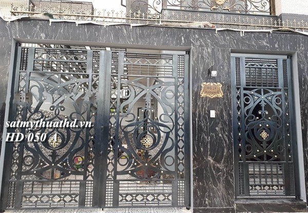 Cửa Cổng  Mỹ Thuật HD 050 A